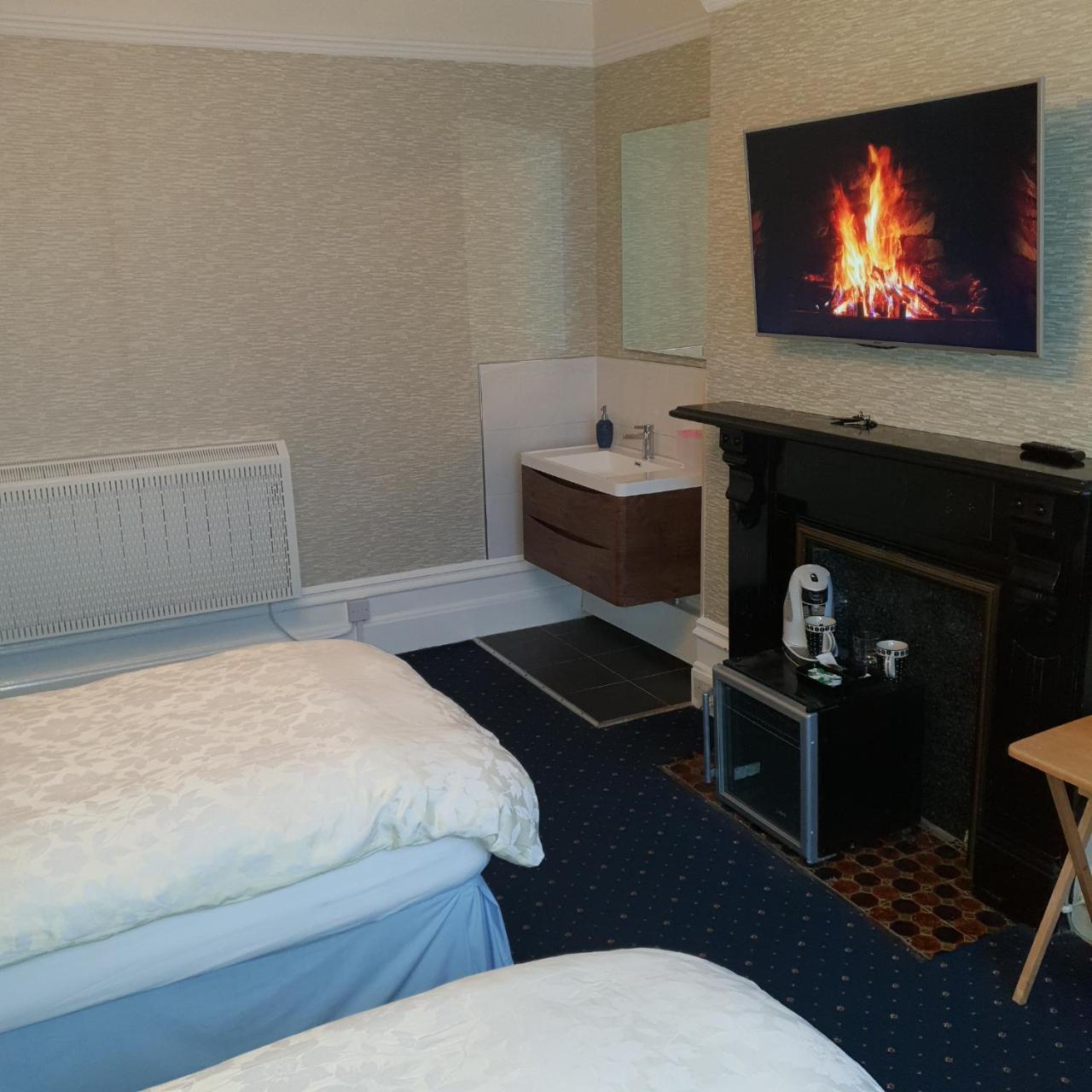 Abinger Guest House Лестер Экстерьер фото